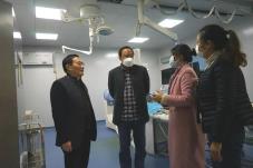 原西南醫院神經內科主任遲路湘教授蒞臨南川宏仁醫院講學指導