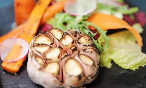 食用大蒜小小常識 大蒜搭配養生功效更佳 