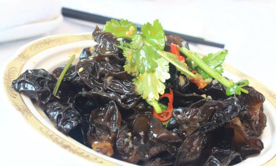 口腔潰瘍皮膚起小疙瘩 推薦四個(gè)有效的排毒食物